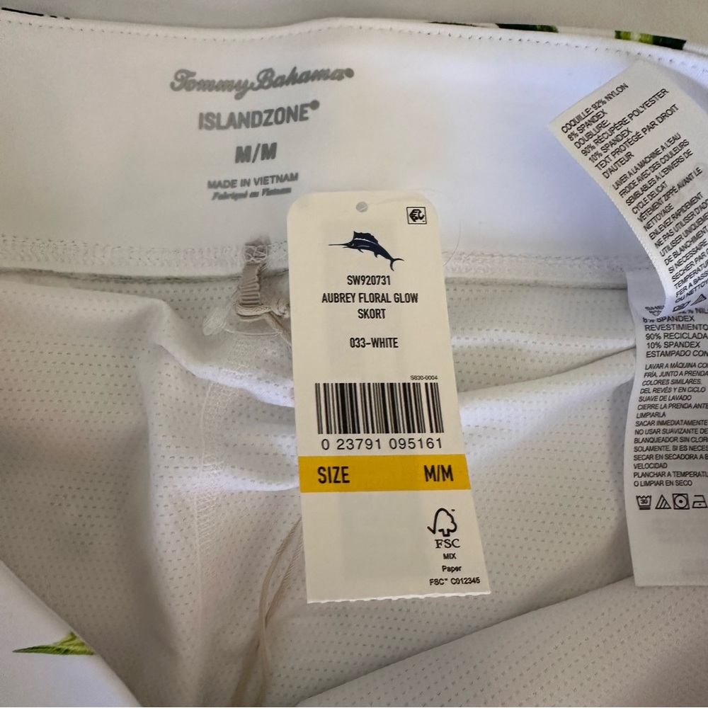 NEW Tommy Bahama Floral Mini Skirt Skort in White, Green and Blue. Medium. Golf - Picture 3 of 12